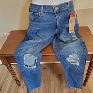 NWT Women's Levi jeans